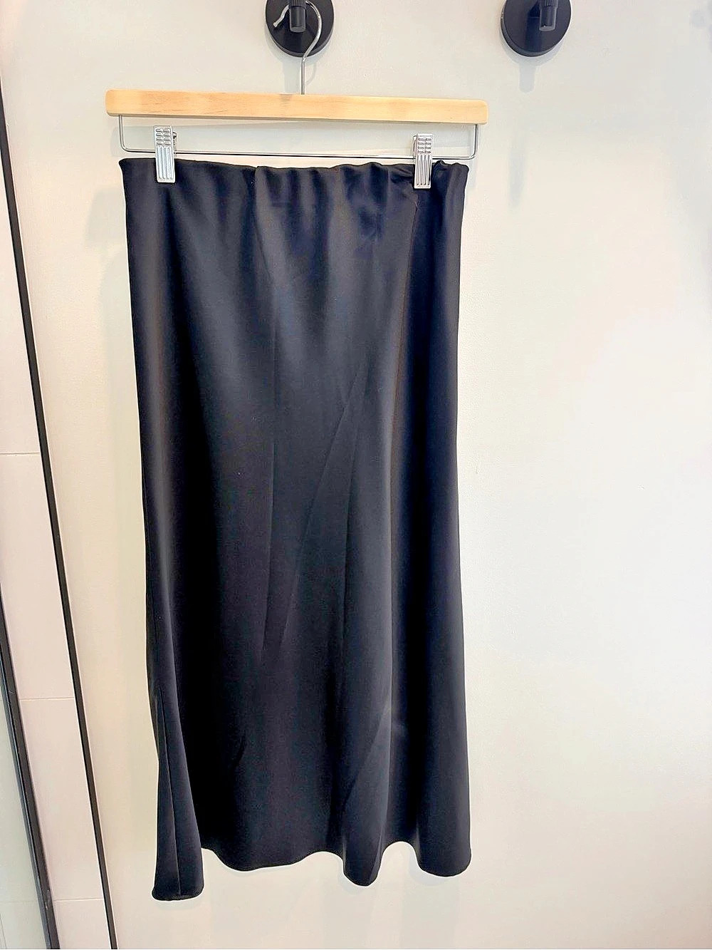 MARI Satin Slip Skirt Black